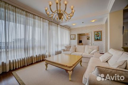 2-к. квартира, 98 м², 5/14 эт.