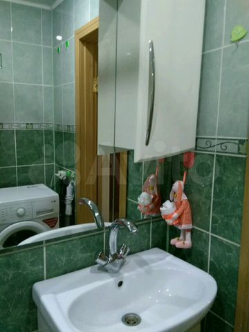 2-к. квартира, 48 м², 3/3 эт.