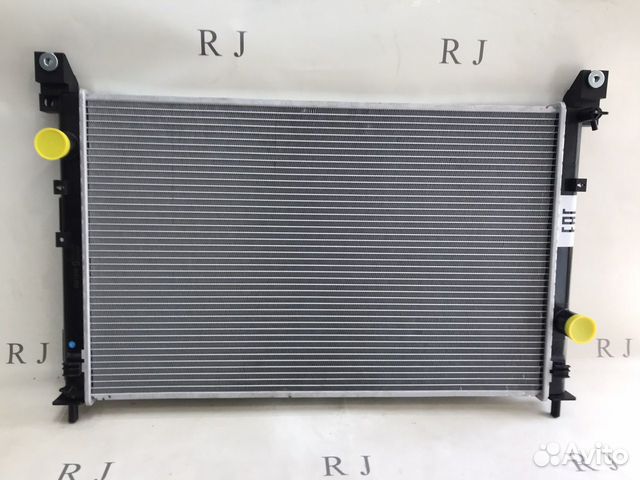 Радиатор Chrysler Pacifica 3.8 4.0 2006 - 2009