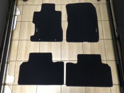Автоковрики для Honda Civic 4D Велюровые оригинал