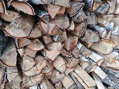 Сухие берёзовые дрова