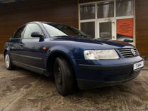 Volkswagen Passat, 1998, с пробегом, цена 245 000 руб.