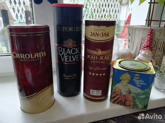 Упаковки от элитных напитков,чая, флаконы от духов