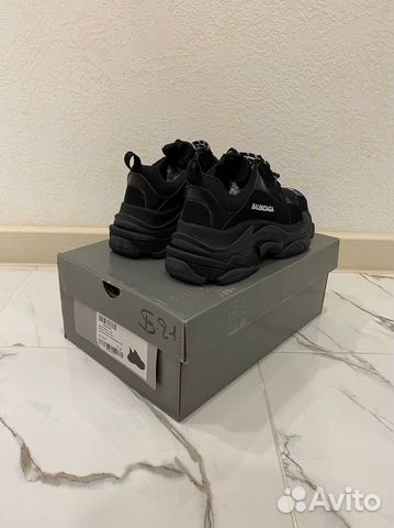 Кроссовки balenciaga triple s black