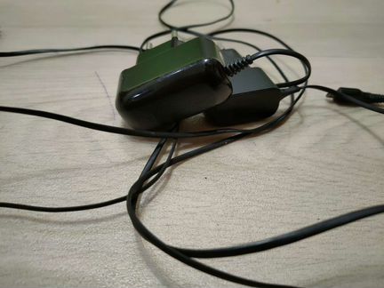 Сетевое зарядное устройство для телефонов