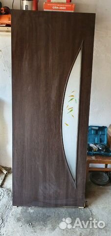 Дверь со стеклом