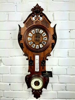 Часы настенные с барометром