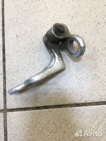 Петля двери задняя правая Ford Focus 2 shda 2011