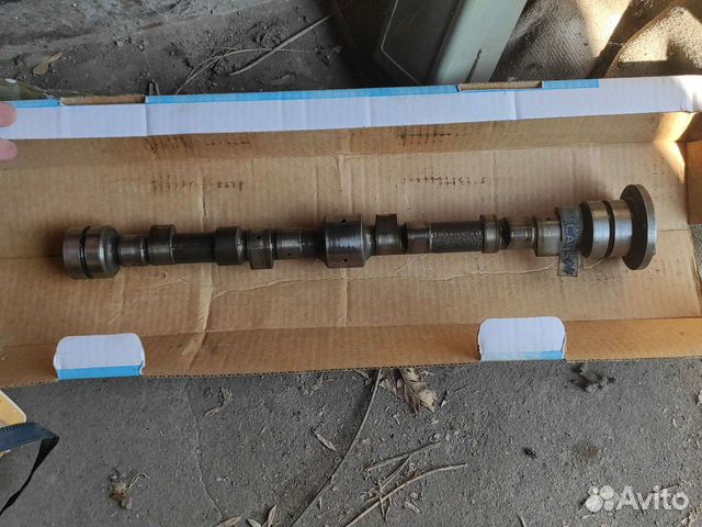 Распредвал на уфиский двигатель 1,7