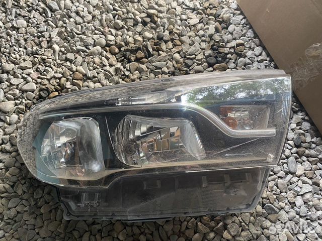 Фара лада веста