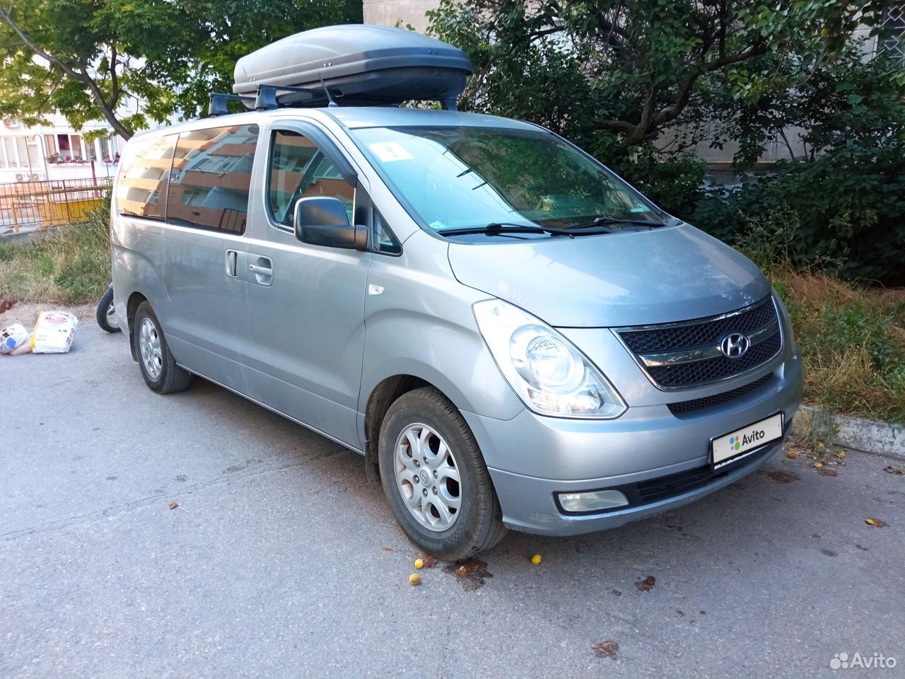 Hyundai h-1 2007 — 2015 II белый.