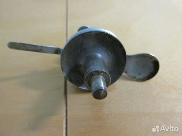 Натяжитель верхней нити Singer