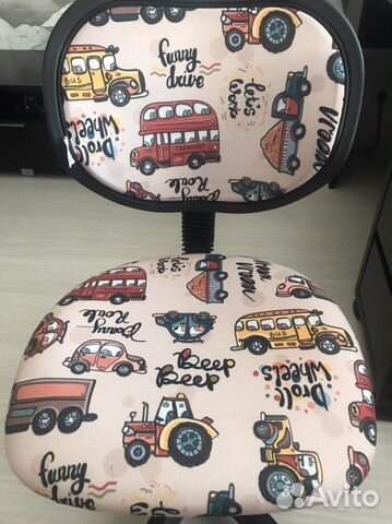 Детский стул для письменного стола