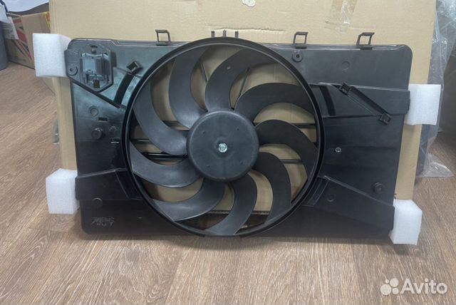 Вентилятор диффузор Шевроле cruze 1.6