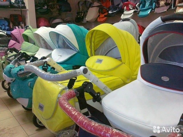 Коляска новая