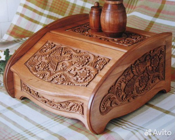 Деревянная резня хлебница