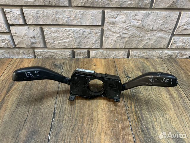 Volkswagen Polo Sedan Переключатель подрулевой