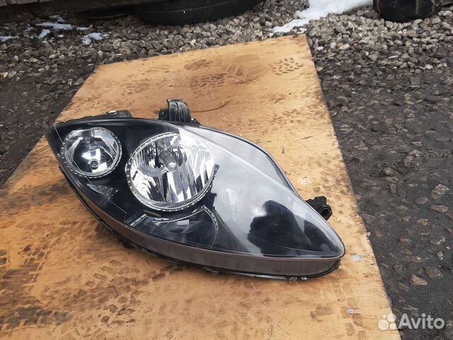 Фара Сеат Леон 1P1 2005-2013 год depo
