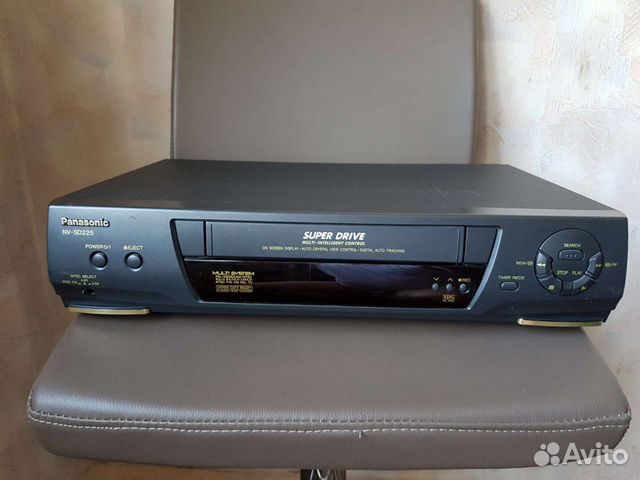 Видеомагнитофон, DVD-плеер