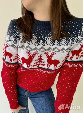 Свитер новогодний женский с оленями новый
