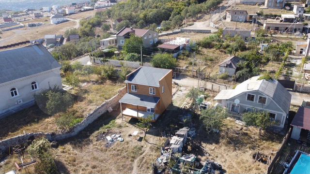 Дом 100 м² на участке 6 сот.