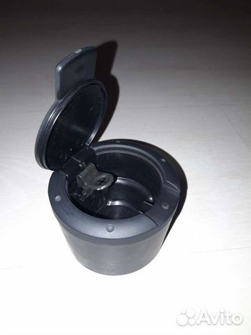 Пепельница автомобильная