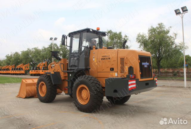 Фронтальный погрузчик Lonking LG833N, 2022