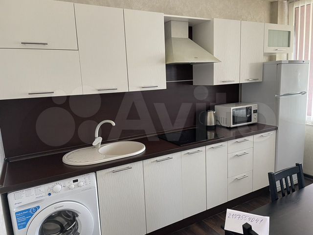 1-к. квартира, 38 м², 8/8 эт.