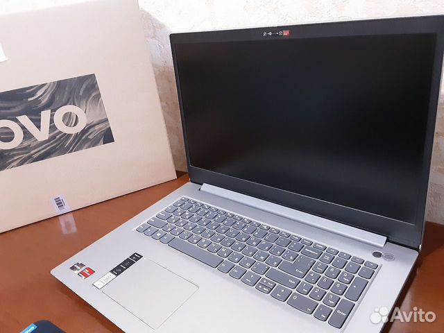 Ноутбук lenovo новый 17,3