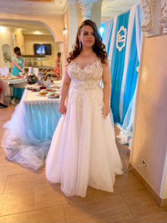 Платье свадебное 48-50-52р(Аренда)