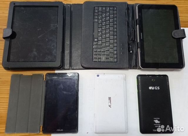 Планшеты разные