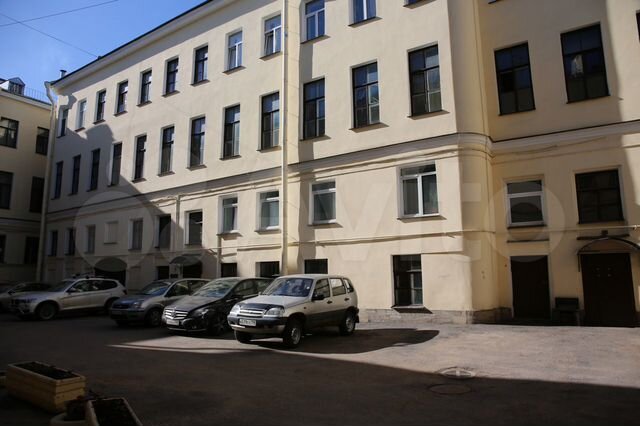 Помещения 109,8 кв.м на Галерной