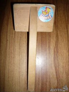 Щетки-пуходёрки металлич. на деревянном основании