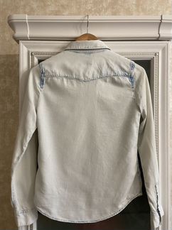 Джинсовая рубашка levis
