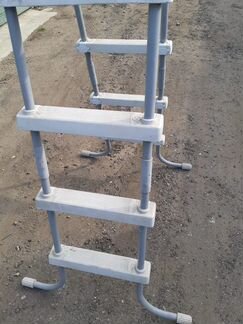 Лестница для каркасного бассейна