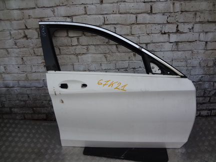 Дверь передняя правая Мерседес 205
