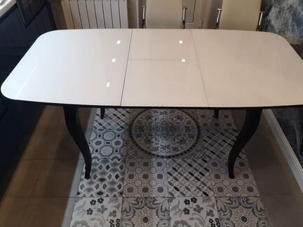 Кухонный стол