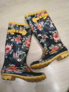 Резиновые сапоги