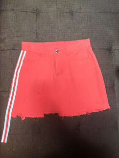 Джинсовая красная юбка