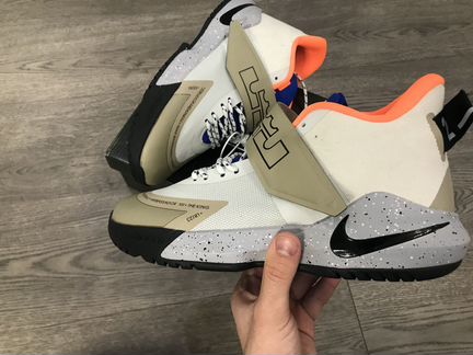 Баскетбольные кроссовки Lebron Nike 12