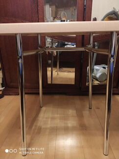 Кухонный стол