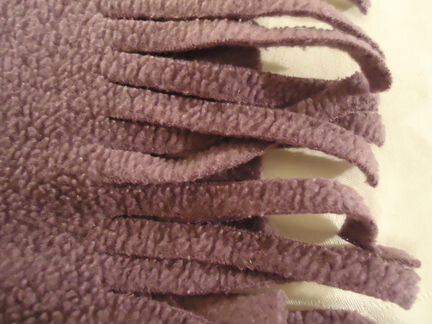 Шарф детский фиолетового цвета. Италия