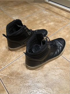 Высокие болинки Lacoste