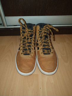 Баскетбольные кроссовки adidas Hoops 2.0 Mid
