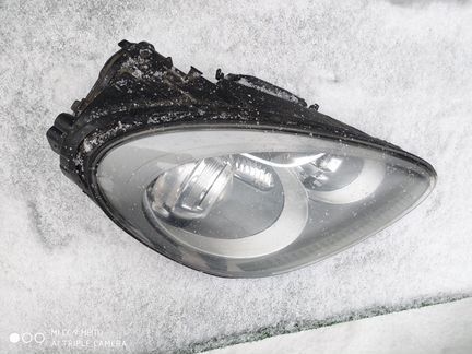 Porsche фара правая