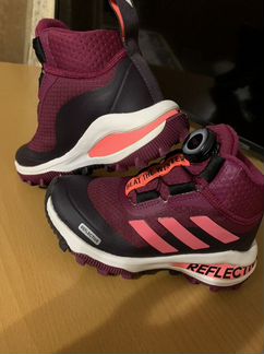 Кроссовки adidas для девочки