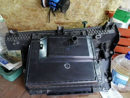 VW Touareg вещевой ящик 7P1857097AA21U