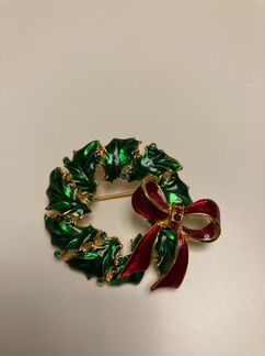 Винтажные новогодние броши из США