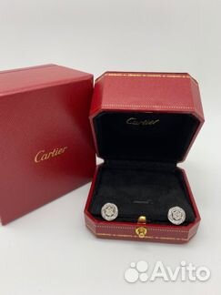 Пусеты винтовые из белого золота с бриллиантами