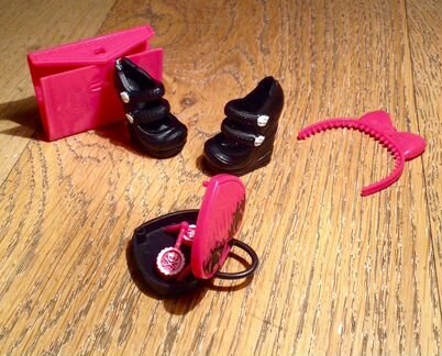 Супер аксессуары для монстр хай Дракулауры